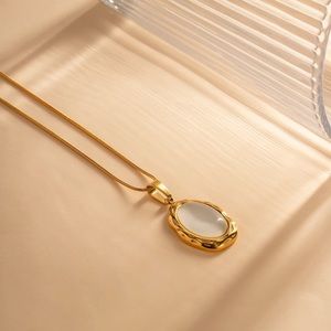 18k Gold Plated White Opal Stone Pendant Necklace